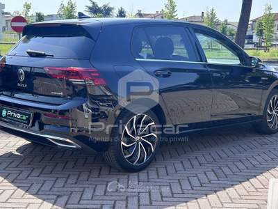 Volkswagen Golf VOLKSWAGEN Golf 2.0 TDI SCR Style Nero usata Abano Terme