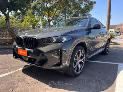 BMW X6 BMW X6 xDrive30d 48V MSport (2024) Grigio usata Ponsacco