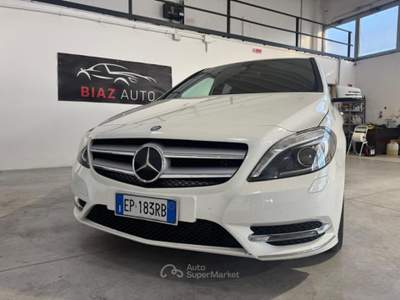 Mercedes-Benz Classe B CDI BlueEFFICIENCY Premium 136CV Bianco usata Spilimbergo