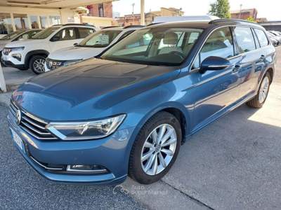 Volkswagen Passat 1.6 TDI Trendline BlueMotion Technology Blu/Azzurro usata Tivoli