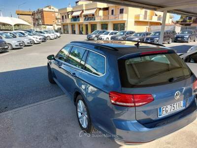 Volkswagen Passat 1.6 TDI Trendline BlueMotion Technology Blu/Azzurro usata Tivoli