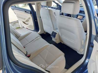 Volkswagen Passat 1.6 TDI Trendline BlueMotion Technology Blu/Azzurro usata Tivoli