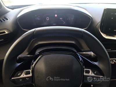 Peugeot 2008 Cv Allure usata TURRIVALIGNANI