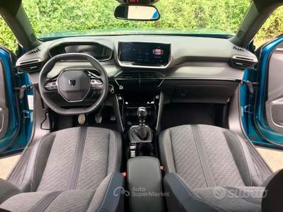 Peugeot 2008 Cv Allure usata TURRIVALIGNANI