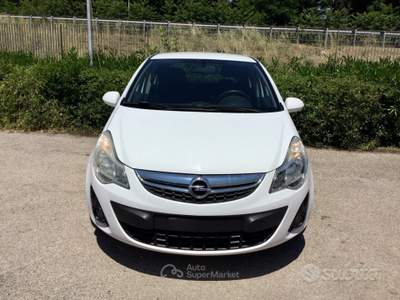 Opel Corsa 5 porte GPL-TECH Club usata TURRIVALIGNANI