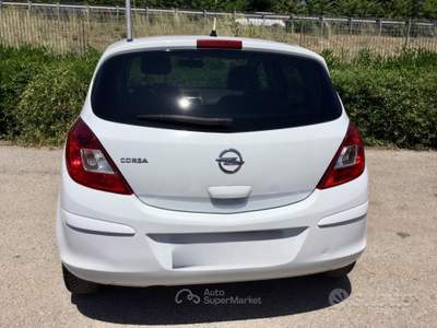 Opel Corsa 5 porte GPL-TECH Club usata TURRIVALIGNANI