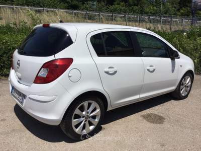 Opel Corsa 5 porte GPL-TECH Club usata TURRIVALIGNANI