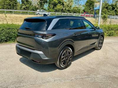 Peugeot 5008 1.2 Hybrid GT 145cv 7 Posti Automatic usata TURRIVALIGNANI