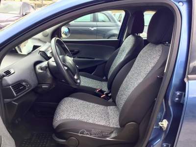 Lancia Ypsilon 70 Cv Hybrid Silver usata TURRIVALIGNANI