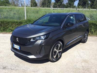 Peugeot 5008 CV Automatico EAT8 Allure usata TURRIVALIGNANI