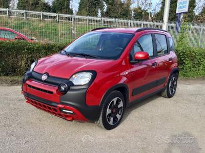 Fiat Panda Cross 1.0 70Cv firefly hybrid 5 Posti usata TURRIVALIGNANI