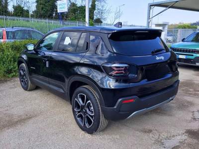 Jeep Avenger 100 CV Summit km 0 usata TURRIVALIGNANI