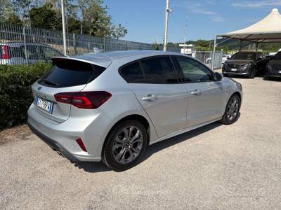 Ford Focus TD EcoBlue 115cv aut. ST-Line 5p usata TURRIVALIGNANI