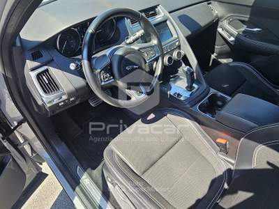 Jaguar E-Pace JAGUAR E-Pace 2.0D 180 CV AWD aut. R-Dynamic HSE Grigio usata Moncalieri