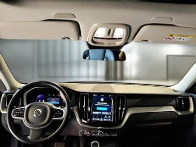 Volvo XC60 VOLVO XC60 T8 PLUG-IN AWD AUTO RECHARGE INSCR. SUV usata Pozzuoli