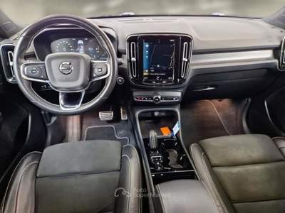 Volvo XC40 VOLVO XC40 T5 PLUG-IN HYBRID AUTO RECHARGE R-DESIGN SUV usata Casei Gerola