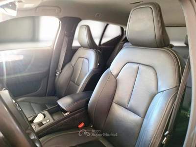 Volvo XC40 VOLVO XC40 T4 PLUG-IN HYBRID AUTO RECH INSCRIP EXPR SUV usata Verona