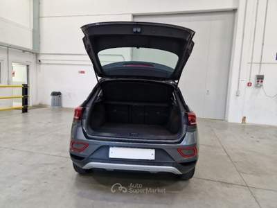 Volkswagen T-Roc VOLKSWAGEN T-ROC 2.0 TDI SCR LIFE DSG SUV usata Casei Gerola