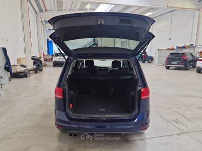 Volkswagen Touran VOLKSWAGEN TOURAN 2.0 TDI SCR BUSINESS DSG MONOVOLUME usata Casei Gerola