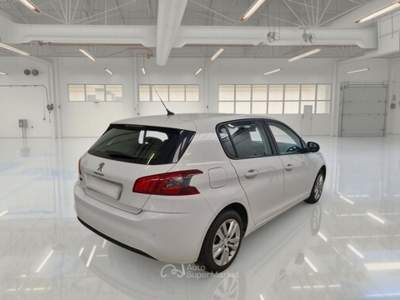 Peugeot 308 PEUGEOT 308 ACTIVE BUSINESS BLUEHDI 130 SES 5 PORTE BERLINA usata Casei Gerola