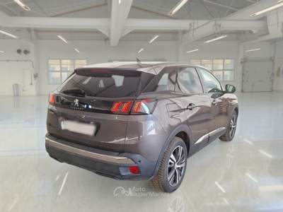 Peugeot 3008 PEUGEOT 3008 BLUEHDI 130 EAT8 SES ALLURE SUV usata Verona