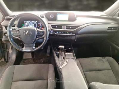 Lexus UX LEXUS UX 250H HYBRID BUSINESS 2WD MY22 SUV usata Verona