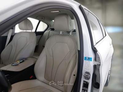 BMW Serie 5 518d BMW SERIE 5 518D 48V LUXURY AUTO 4 PORTE BERLINA usata Pozzuoli