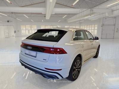 Audi Q8 AUDI Q8 45 TDI MHEV 170KW QUATTRO TIPTRONIC SPORT SUV usata Pozzuoli
