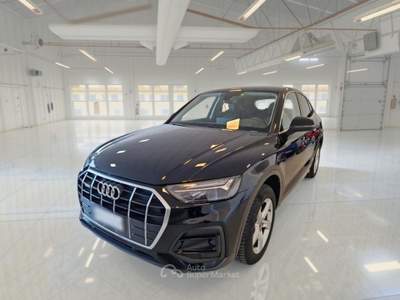 Audi Q5 AUDI Q5 SPORTBACK 40 TDI MHEV BUSINESS ADVANCED QUATTRO S TRONIC SUV usata Bari