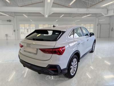 Audi Q3 AUDI Q3 SPORTBACK 35 TDI S TRONIC BUSINESS PLUS SUV usata Bari