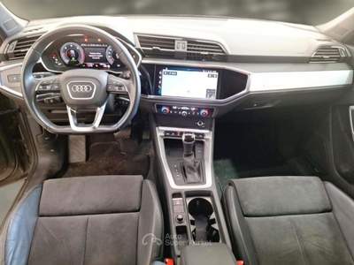 Audi Q3 AUDI Q3 SPORTBACK 35 TDI S TRONIC BUSINESS PLUS SUV usata Verona