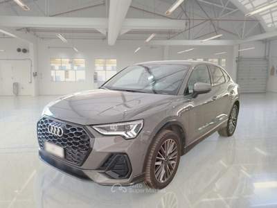 Audi Q3 AUDI Q3 SPORTBACK 35 TDI S TRONIC BUSINESS PLUS SUV usata Verona