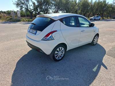 Lancia Ypsilon Lancia ypsilon 1.2 69 cv benzina usata Molfetta