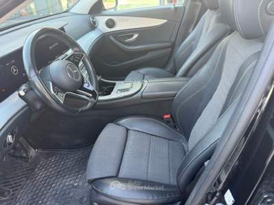 Mercedes-Benz Classe E Mercedes-Benz E 300 de Auto EQ-Power Premium Plus Nero usata Pistoia