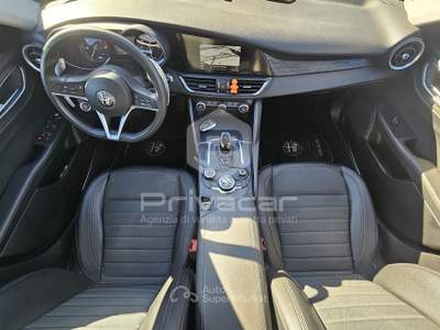 Alfa Romeo Giulia ALFA ROMEO Giulia 2.2 Turbodiesel 160 CV AT8 Business Grigio usata Moncalieri