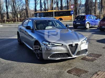 Alfa Romeo Giulia ALFA ROMEO Giulia 2.2 Turbodiesel 160 CV AT8 Business Grigio usata Moncalieri