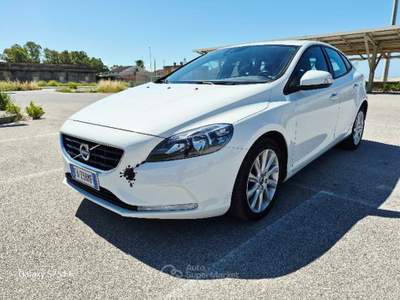 Volvo S40 volvo 1600 diesel d2 automatica Bianco usata Salerno