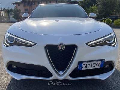 Alfa Romeo Stelvio NEW CINGHIA DISTRIBUZIONE - TAGLIANDO - OLIO CAMBIO Bianco usata Riva del Garda