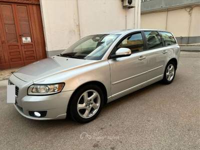 Volvo V50 Bellissima Argento usata Lucera