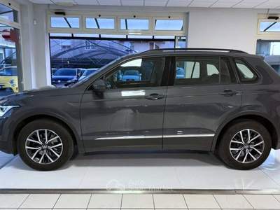Volkswagen Tiguan 2.0 tdi Life 150cv dsg Grigio usata Ponte San Nicolò