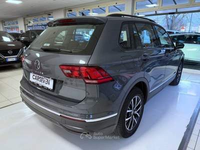 Volkswagen Tiguan 2.0 tdi Life 150cv dsg Grigio usata Ponte San Nicolò