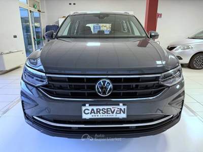 Volkswagen Tiguan 2.0 tdi Life 150cv dsg Grigio usata Ponte San Nicolò