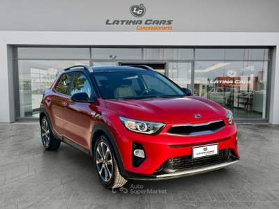 Kia Stonic 1.4 mpi eco Style GPL 97cv CON TELECAM E CARPLAY Rosso usata Latina