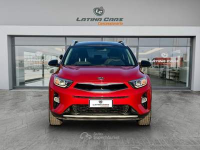 Kia Stonic 1.4 mpi eco Style GPL 97cv CON TELECAM E CARPLAY Rosso usata Latina