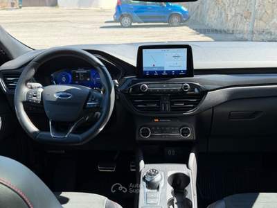 Ford Kuga St-line X Nero usata Ostuni