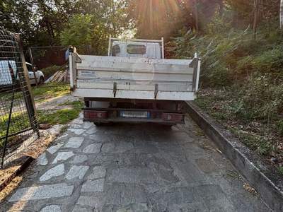 Nissan Cabstar veicolo tenuto bene, sempre tagliandato Bianco usata cino
