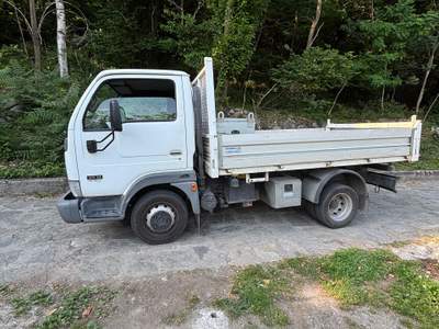 Nissan Cabstar veicolo tenuto bene, sempre tagliandato Bianco usata cino