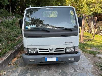 Nissan Cabstar veicolo tenuto bene, sempre tagliandato Bianco usata cino