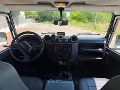 Land Rover Defender Macchina tenuta maniacalmente, mai fatto fuori strada Bianco usata Gerenzano