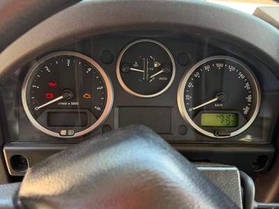 Land Rover Defender Macchina tenuta maniacalmente, mai fatto fuori strada Bianco usata Gerenzano